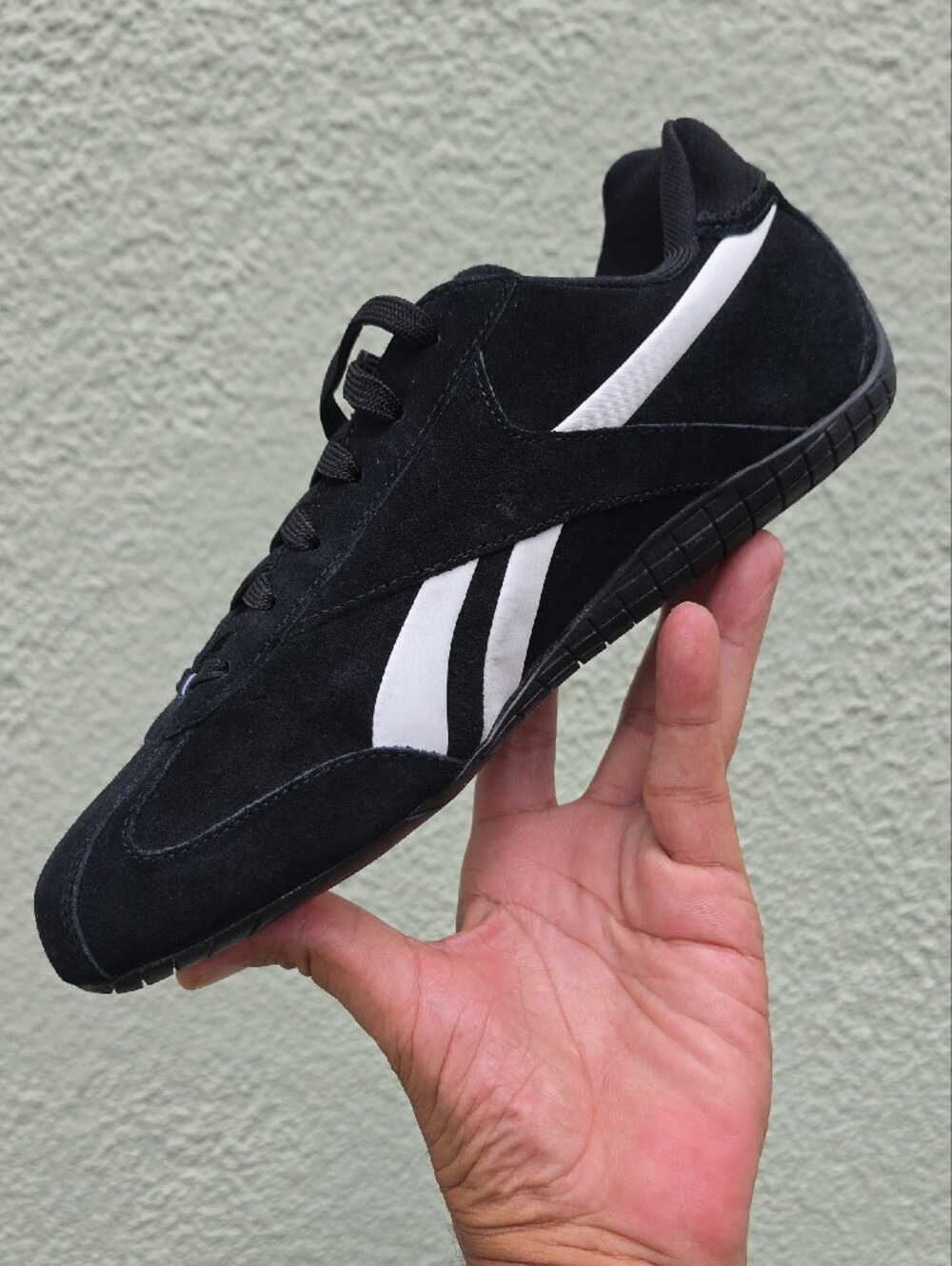 Reebok (Vietnam) Ladies Black Suede Metal X # 32- 1247525 Athletic Shoes